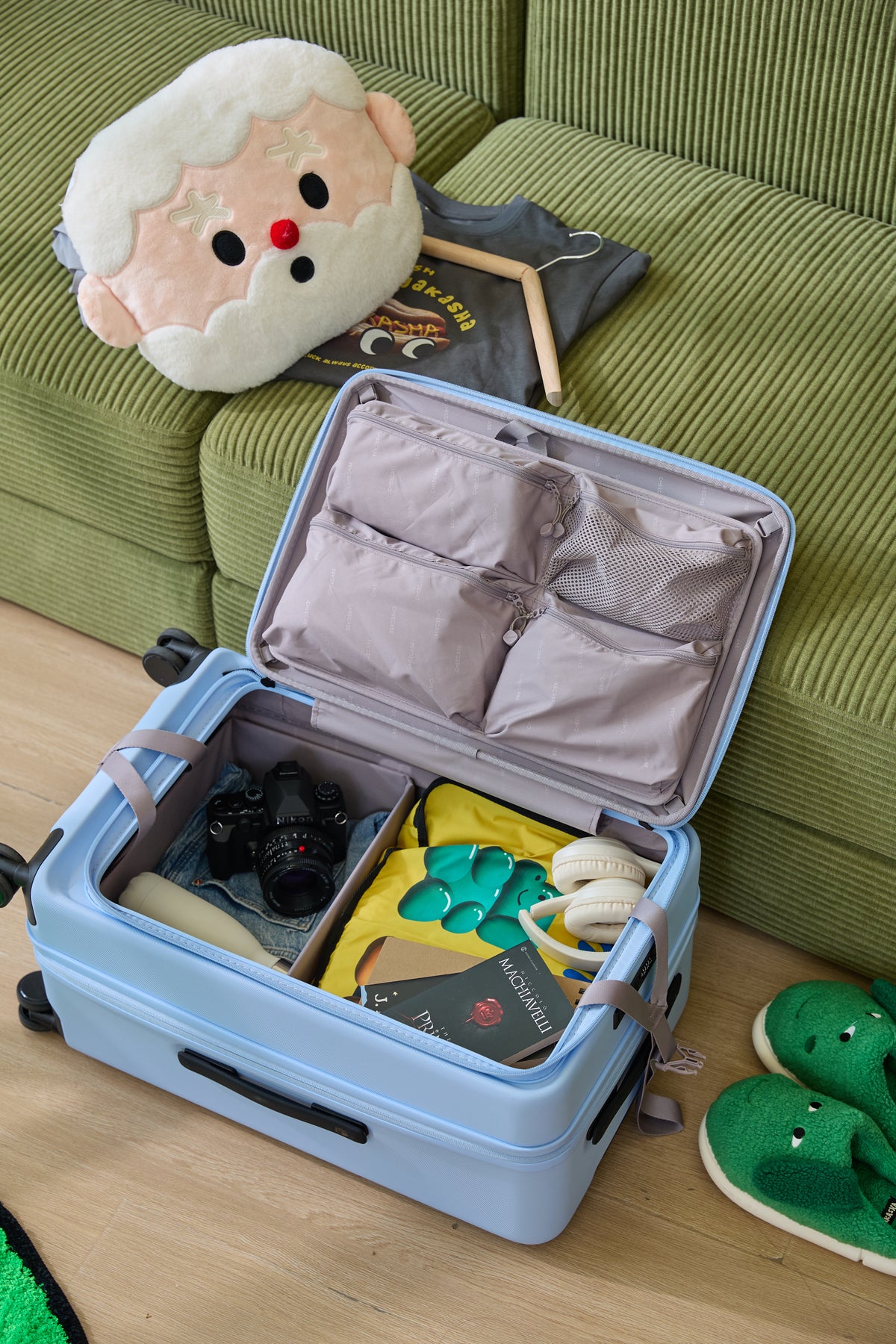狭い場所でも荷物を出し入れしやすい