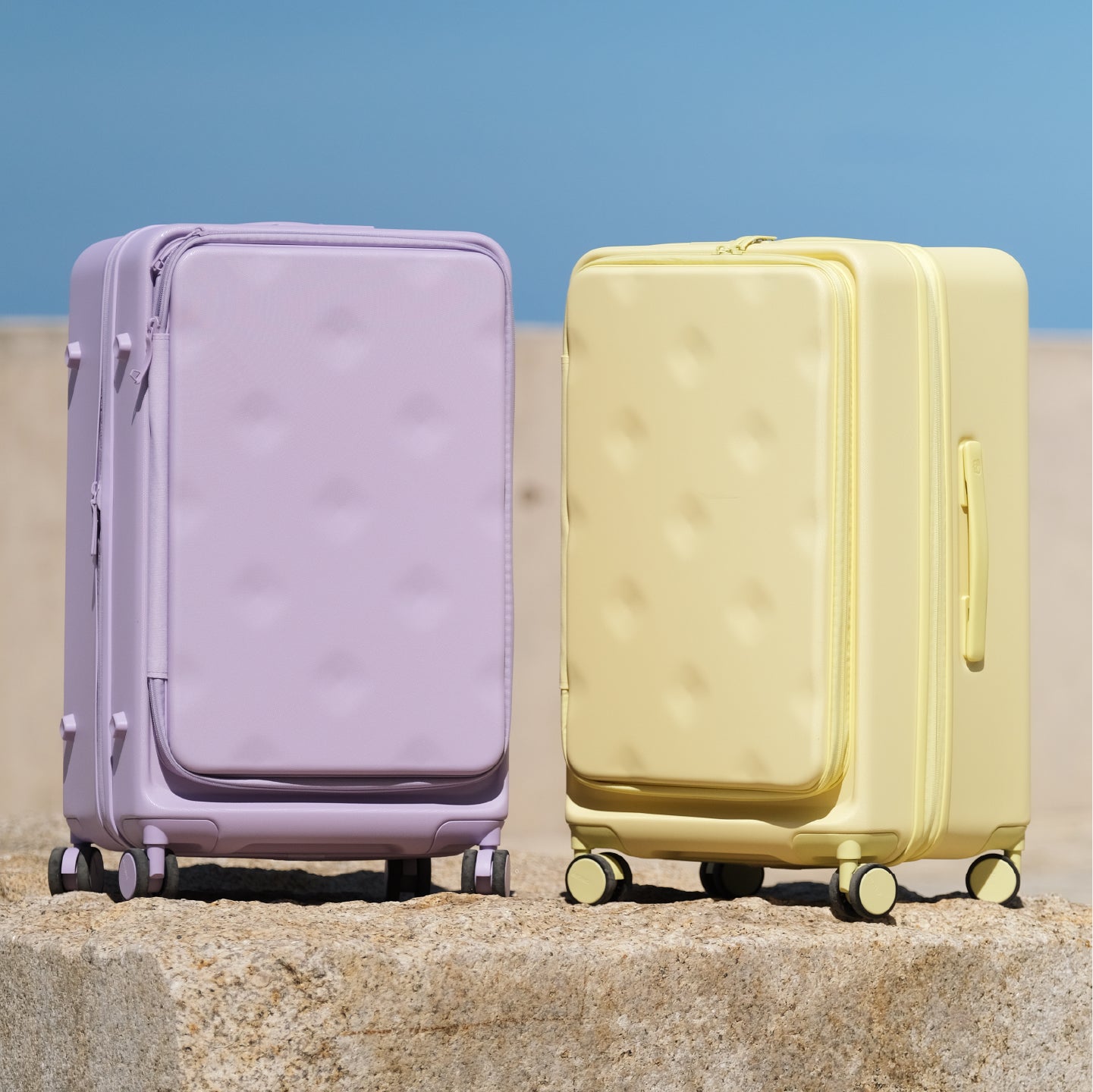 CHEECASE Large-Capacity Suitcase Max– Front Opening